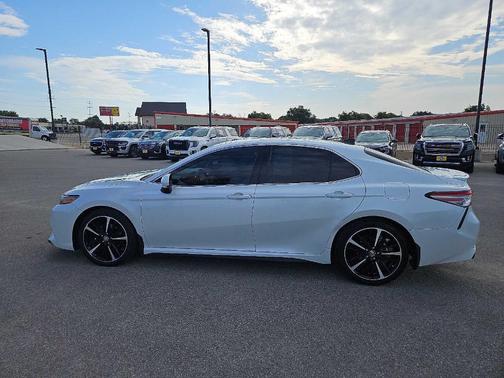 2019 Toyota Camry XSE
