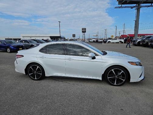 2019 Toyota Camry XSE