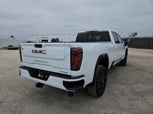 Summit White 2026 GMC Sierra 3500 AT4