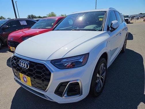 2023 Audi Q5 45 S line Premium Plus