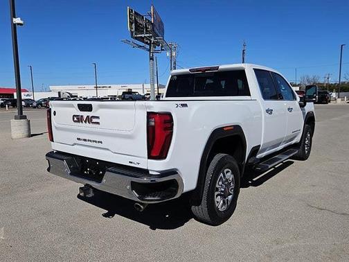2024 GMC Sierra 2500 SLT