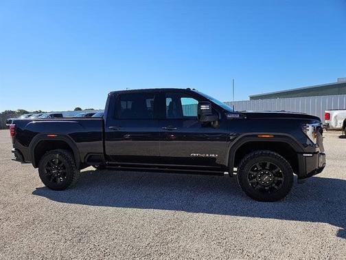 2026 GMC Sierra 2500 AT4