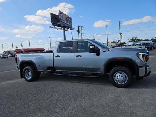 2026 GMC Sierra 3500 Pro