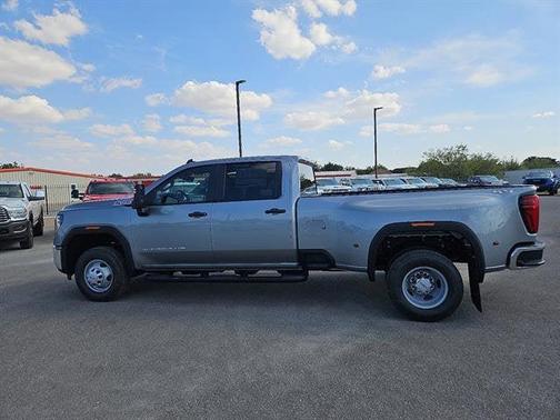 2026 GMC Sierra 3500 Pro