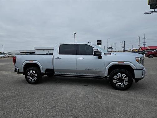 2022 GMC Sierra 2500 Denali
