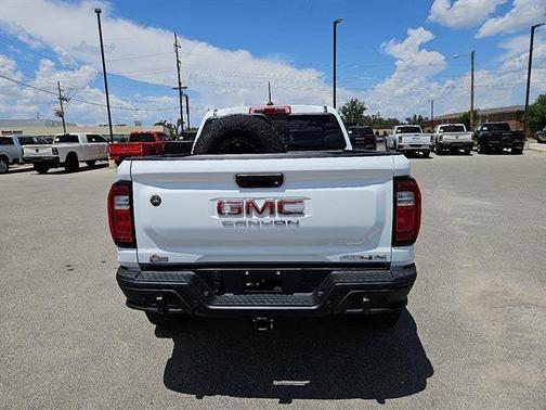 2024 GMC Canyon AT4X