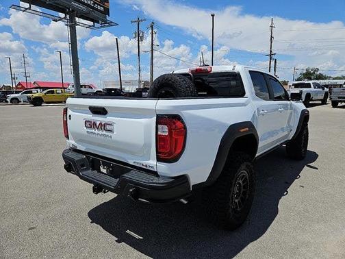 2024 GMC Canyon AT4X