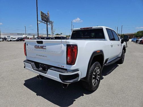 2023 GMC Sierra 2500 AT4