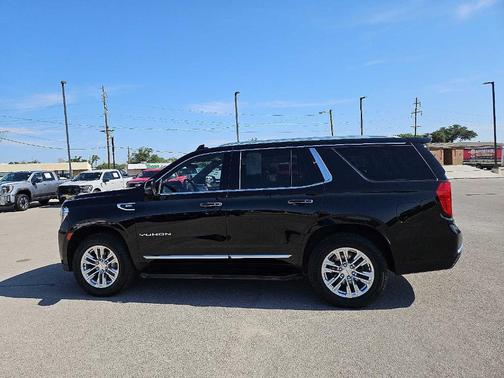 2022 GMC Yukon SLT