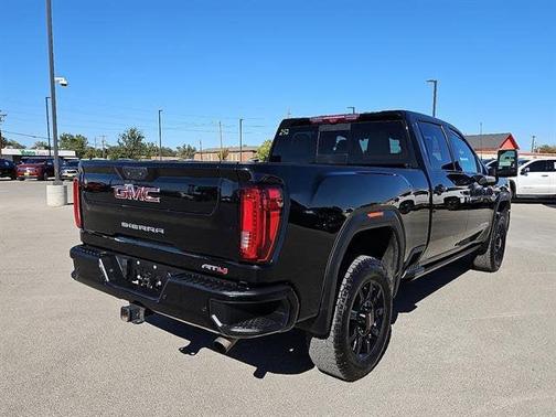 2023 GMC Sierra 2500 AT4