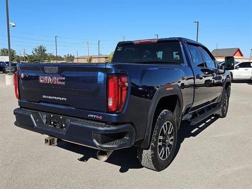 2022 GMC Sierra 2500 AT4