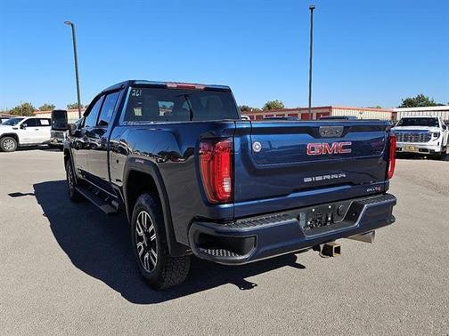 2022 GMC Sierra 2500 AT4