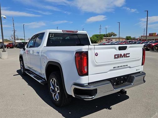 Summit White 2026 GMC Sierra 1500 SLT