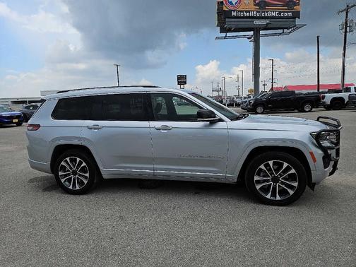 2023 Jeep Grand Cherokee L Overland