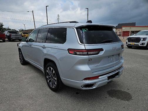 2023 Jeep Grand Cherokee L Overland