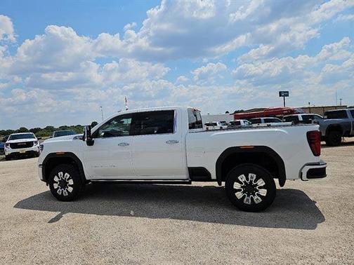 2025 GMC Sierra 2500 Denali