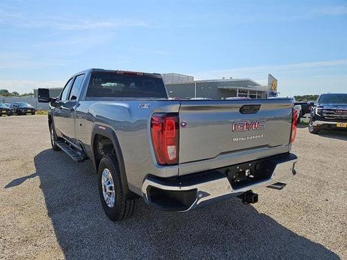 2025 GMC Sierra 2500 Pro