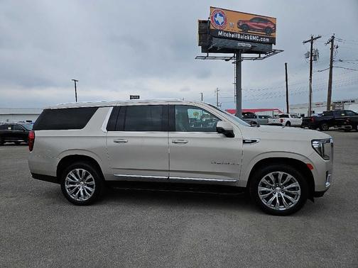 2021 GMC Yukon XL Denali