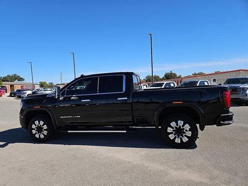 2025 GMC Sierra 2500 Denali