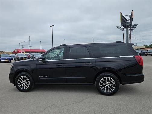Agate Black 2025 Ford Expedition Max Platinum