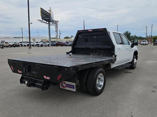 Summit White 2024 Chevrolet Silverado 3500 LT