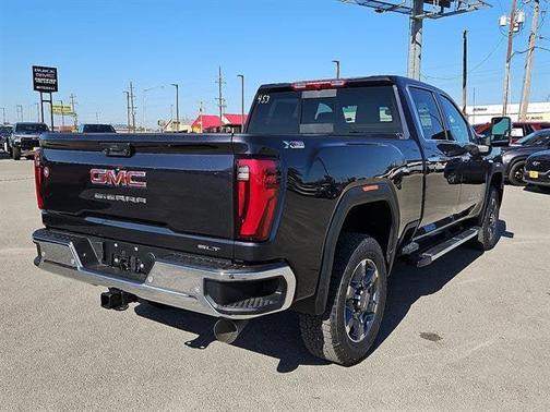 2026 GMC Sierra 2500 SLT