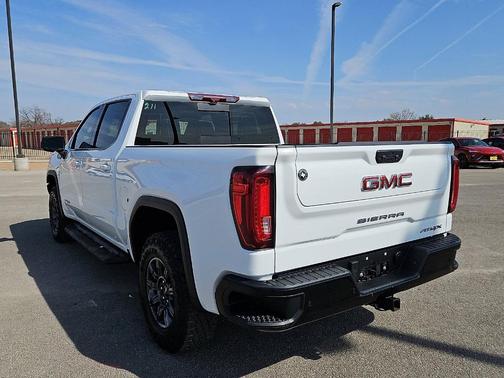 2024 GMC Sierra 1500 AT4X