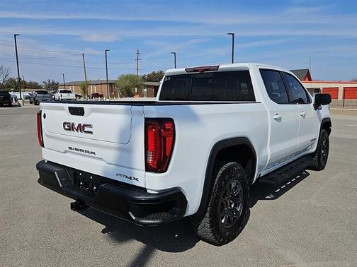 Summit White 2024 GMC Sierra 1500 AT4X