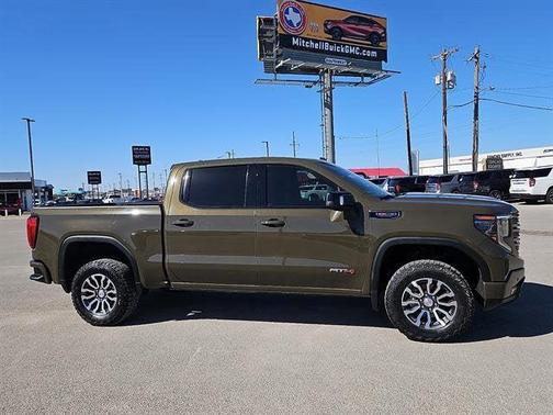 2023 GMC Sierra 1500 AT4