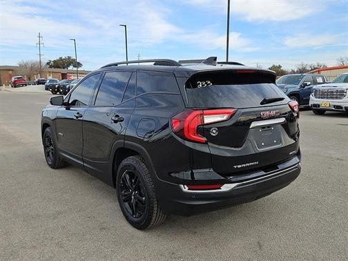 2022 GMC Terrain AT4