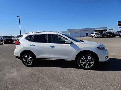 2017 Nissan Rogue SL