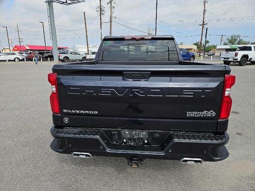 2022 Chevrolet Silverado 1500 High Country