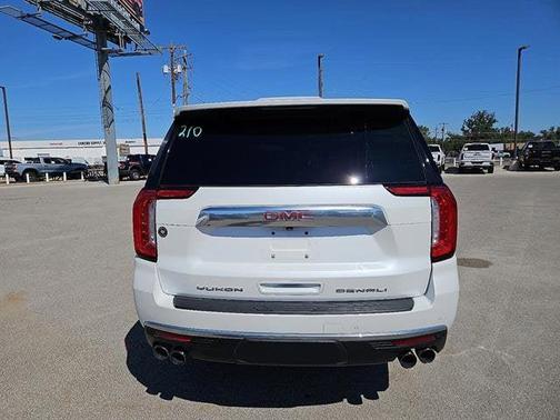 2023 GMC Yukon XL Denali