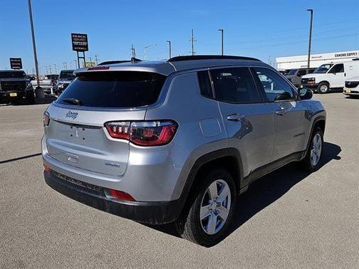 2022 Jeep Compass Latitude