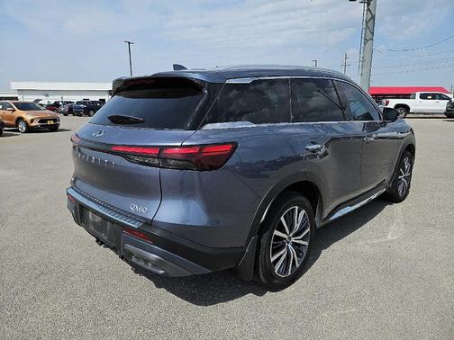 2023 INFINITI QX60 SENSORY
