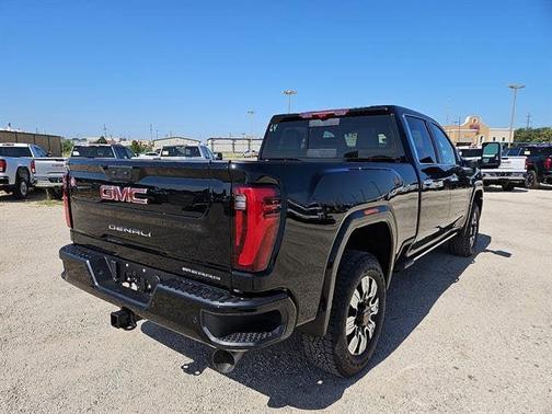 2025 GMC Sierra 2500 Denali