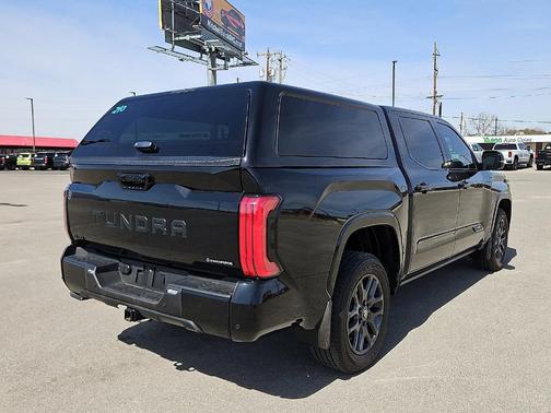 2025 Toyota Tundra Hybrid Platinum