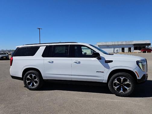 Summit White 2026 GMC Yukon XL AT4 Ultimate