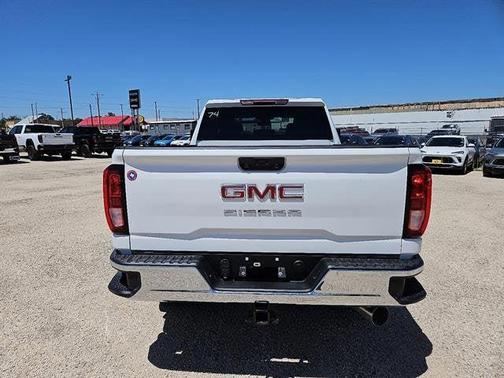 2025 GMC Sierra 2500 Pro