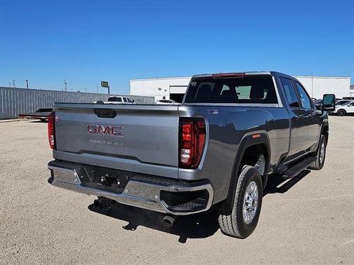 2026 GMC Sierra 2500 Pro