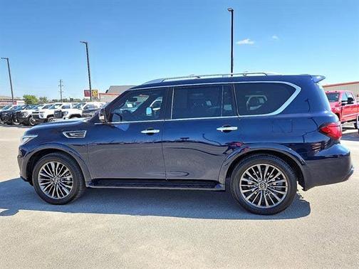 2024 INFINITI QX80 SENSORY