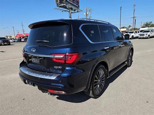 2024 INFINITI QX80 SENSORY