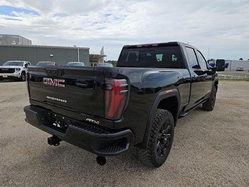2025 GMC Sierra 2500 AT4