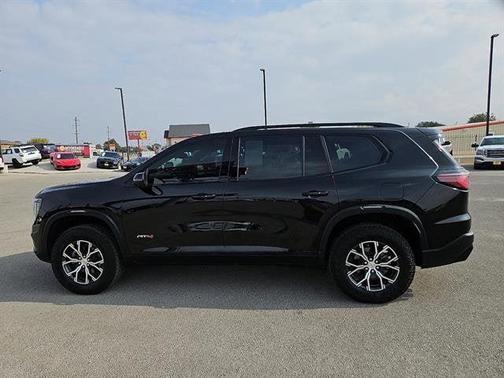 2024 GMC Acadia AT4