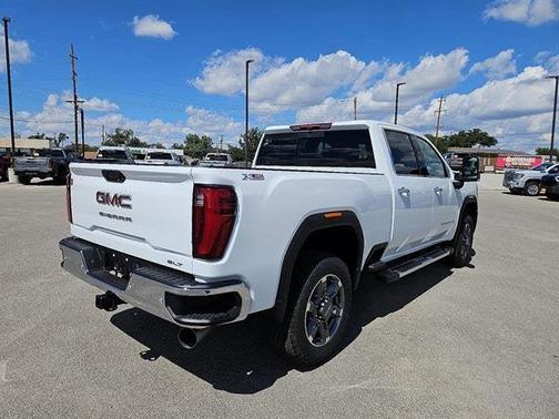 2026 GMC Sierra 2500 SLT
