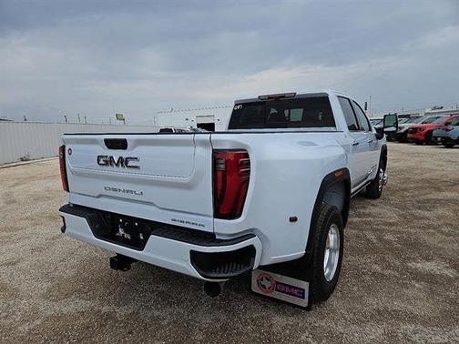 2026 GMC Sierra 3500 Denali Ultimate