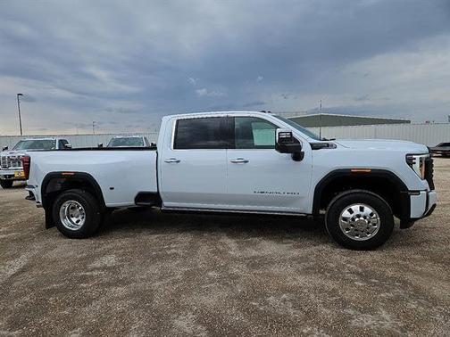 2026 GMC Sierra 3500 Denali Ultimate