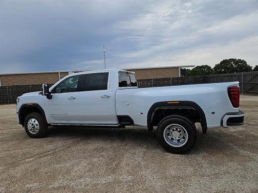 2026 GMC Sierra 3500 Denali Ultimate