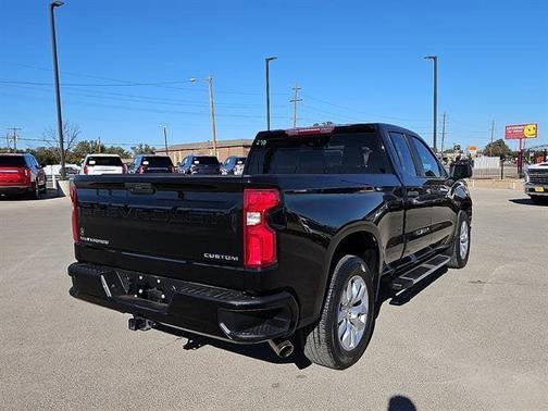 2022 Chevrolet Silverado 1500 Limited Custom