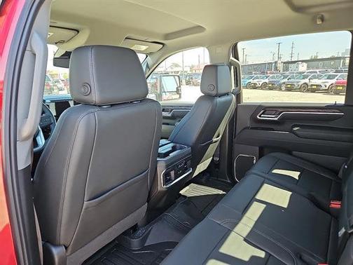2025 GMC Sierra 2500 SLT